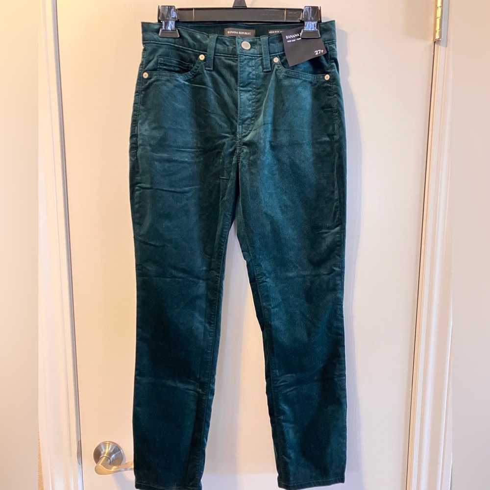NWT Women’s 27 Petite (4) Green Velvet Pants by Banana Republic.